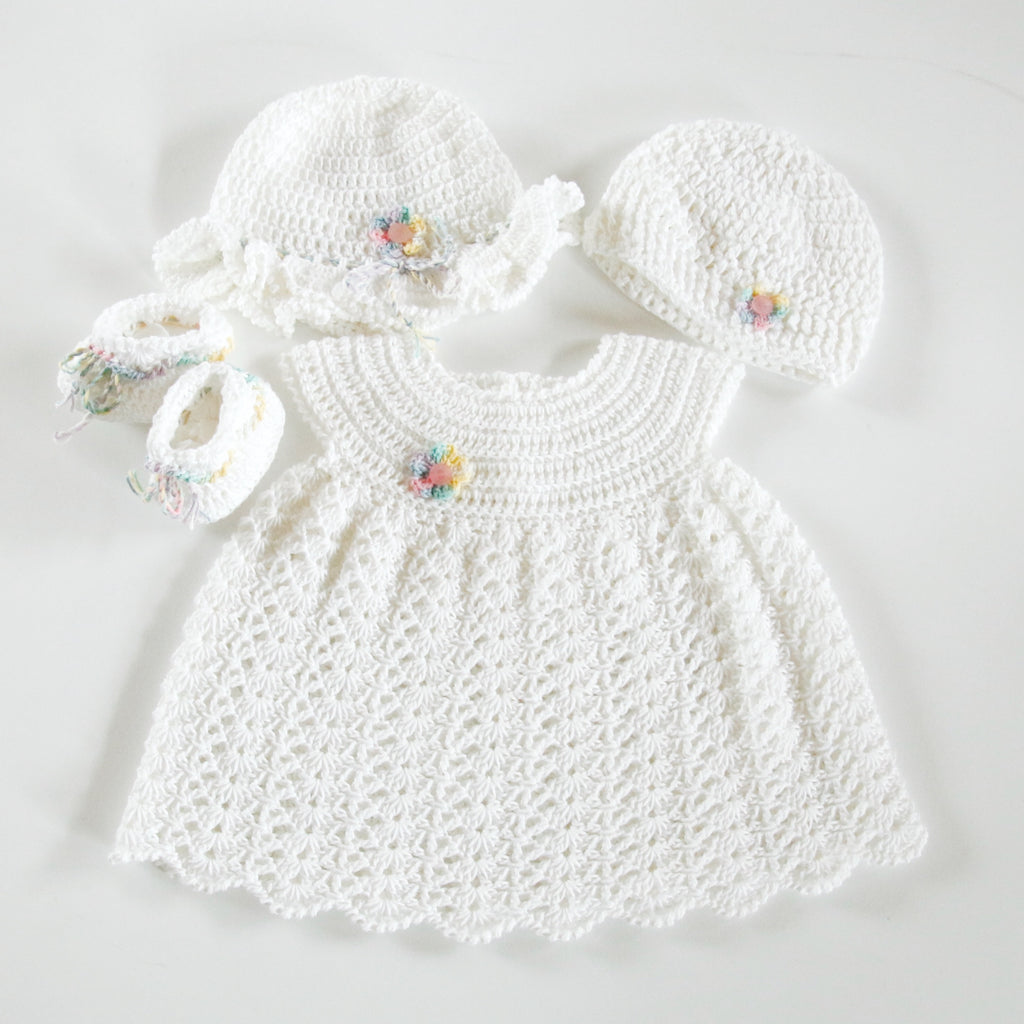 Size 000 Baby Girls Crocheted Layette Dress Sun Hat Beanie Booties